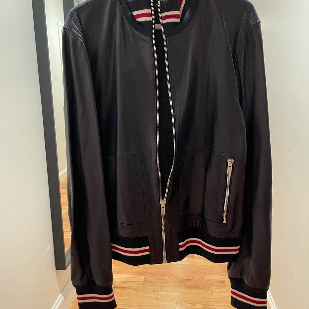 Gucci leather never worn.